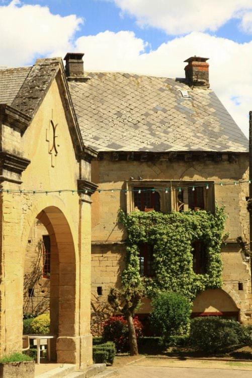 Petite Maison En Pierre Au Coeur Du Perigord Noir Proche De Sarlat Et Rocamadour Salignac Eyvigues 外观 照片