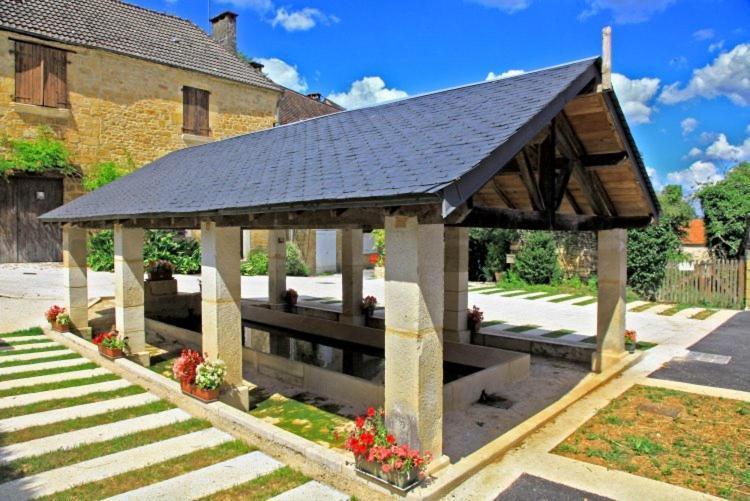Petite Maison En Pierre Au Coeur Du Perigord Noir Proche De Sarlat Et Rocamadour Salignac Eyvigues 外观 照片