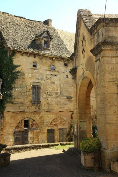 Petite Maison En Pierre Au Coeur Du Perigord Noir Proche De Sarlat Et Rocamadour Salignac Eyvigues 外观 照片